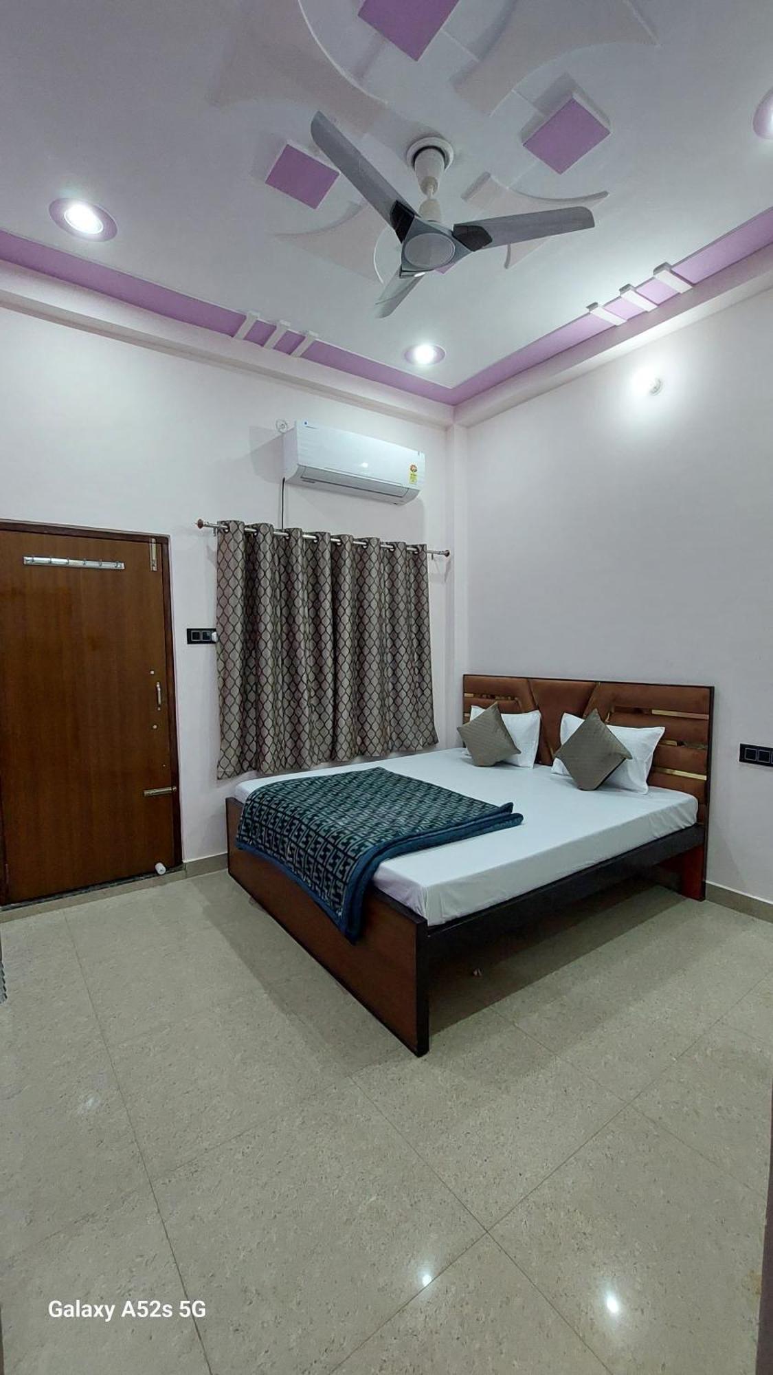 Narayani Paying Guest House 바라나시 외부 사진