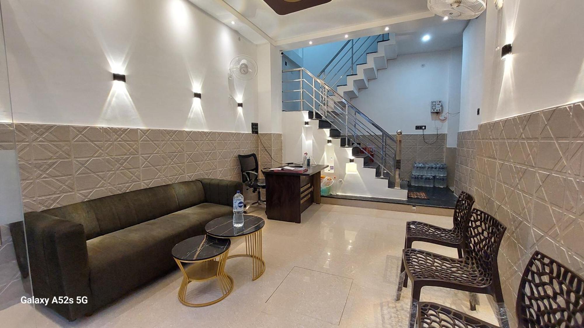 Narayani Paying Guest House 바라나시 외부 사진