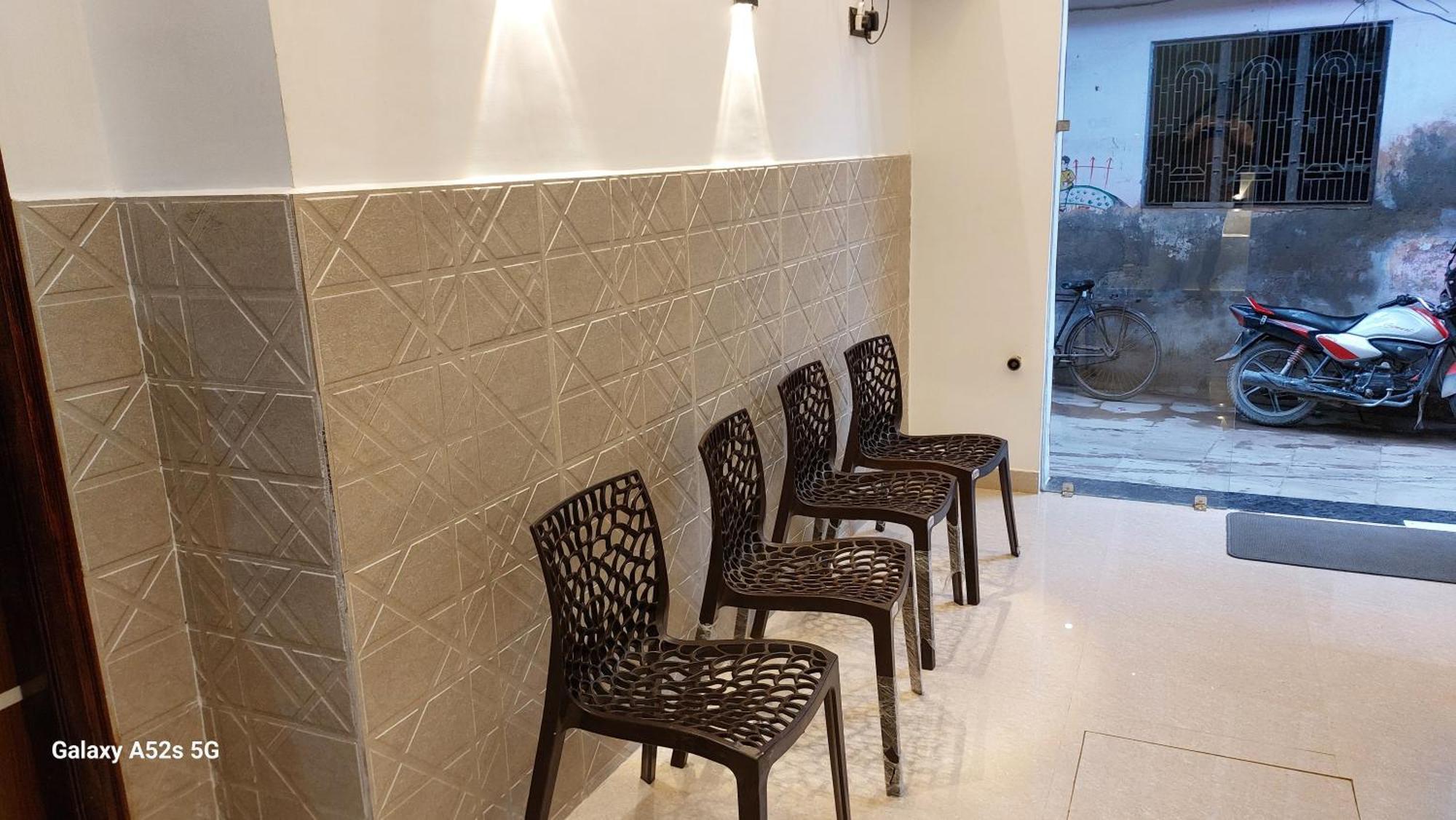 Narayani Paying Guest House 바라나시 외부 사진